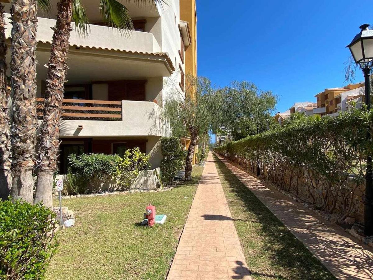 Acogedor Apartamento Al Lado De La Playa Alicante Esterno foto