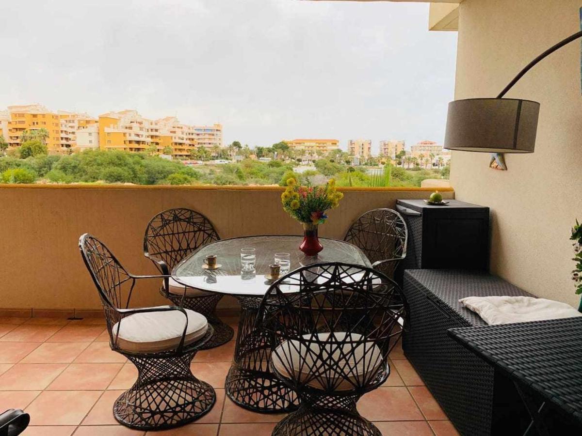 Acogedor Apartamento Al Lado De La Playa Alicante Esterno foto